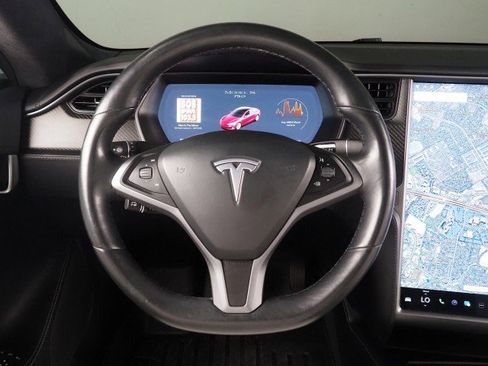 Used 2018 Tesla Model S AWD image 15
