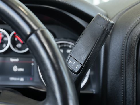 Used 2021 Chevrolet Silverado 1500 LT image 30