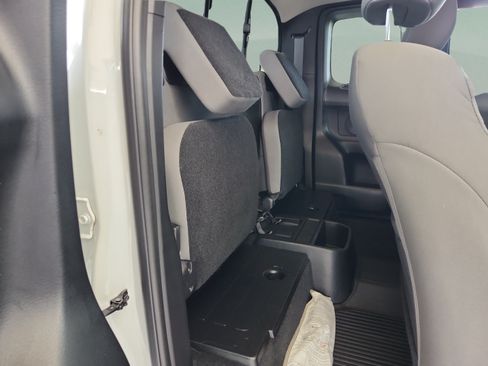 Used 2021 Toyota Tacoma SR w/ SX Package RWD image 18