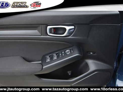Used 2025 Honda Civic Sport image 12