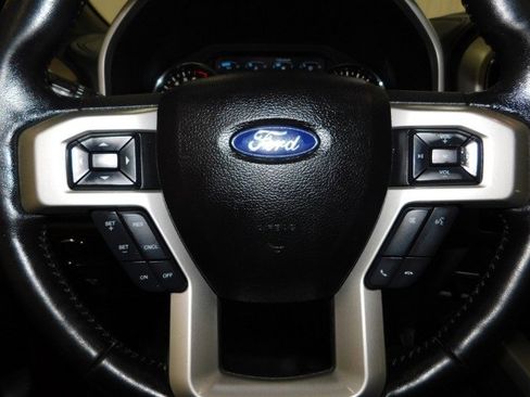 Used 2018 Ford F150 Lariat image 30