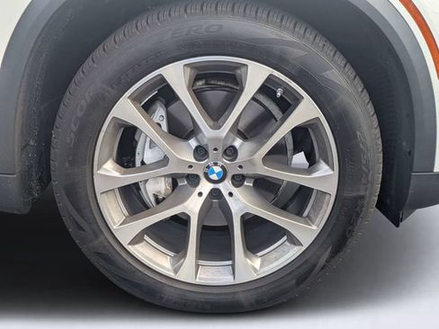 Used 2024 BMW X5 sDrive40i w/ Parking Assistance Package RWD image 11