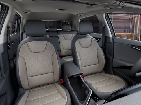 New 2026 Kia Niro SX Touring FWD image 15