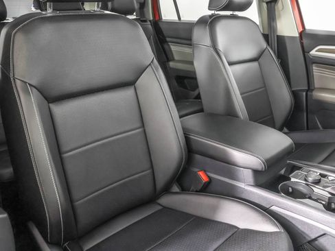 Certified 2022 Volkswagen Atlas SEL image 48