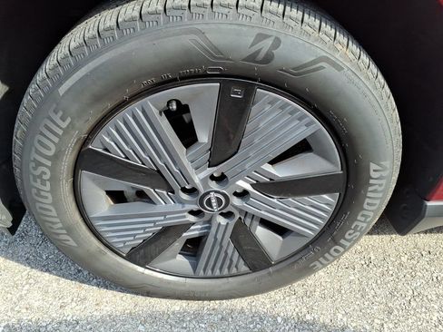 Certified 2025 Nissan Murano SL w/ Cargo Package AWD/4WD image 6