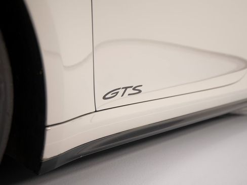 Certified 2022 Porsche 911 Targa 4 GTS image 44