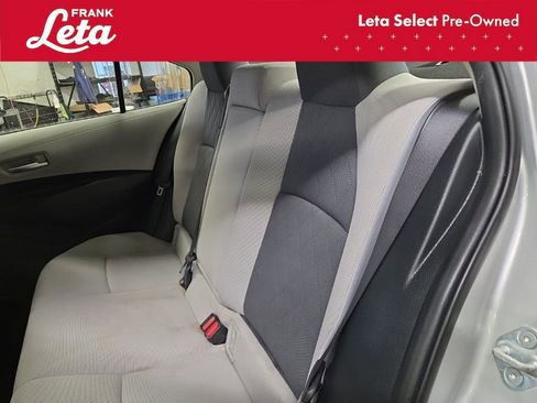 Used 2020 Toyota Corolla LE image 19