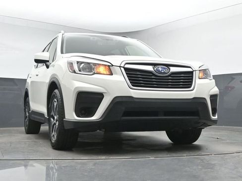 Used 2020 Subaru Forester Premium AWD/4WD image 33