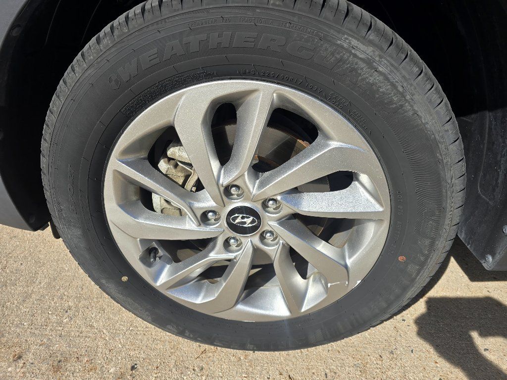 Used 2018 Hyundai Tucson SEL AWD/4WD image 10