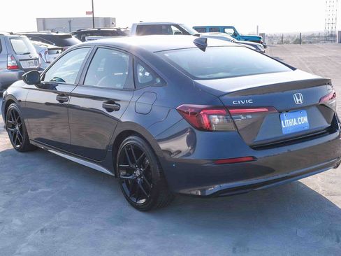 Used 2025 Honda Civic Sport image 6