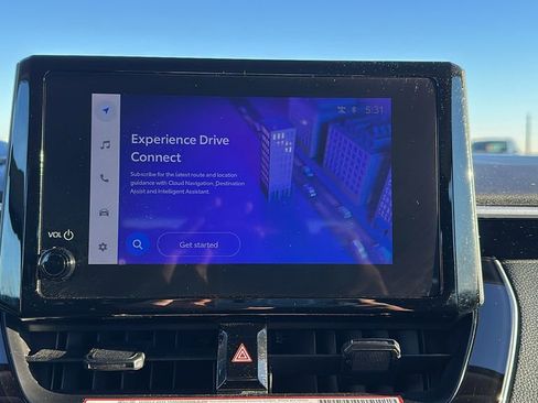 Used 2025 Toyota Corolla LE image 23