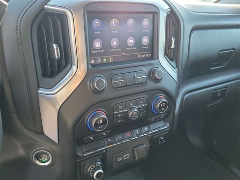 Used 2021 Chevrolet Silverado 1500 LT image 13