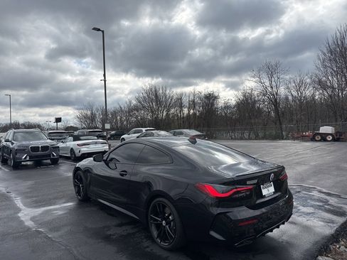 Used 2022 BMW M440i Coupe image 3