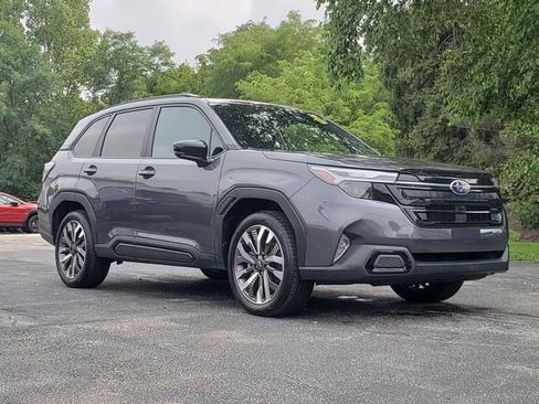 Used 2026 Subaru Forester Touring AWD/4WD image 1