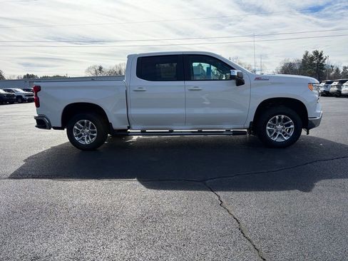 New 2026 Chevrolet Silverado 1500 LT image 2