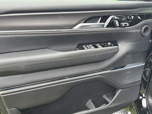 New 2026 Jeep Grand Wagoneer Summit w/ Premium Group III AWD/4WD image 22