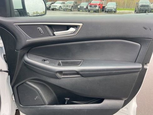 Used 2023 Ford Edge SEL AWD/4WD image 10