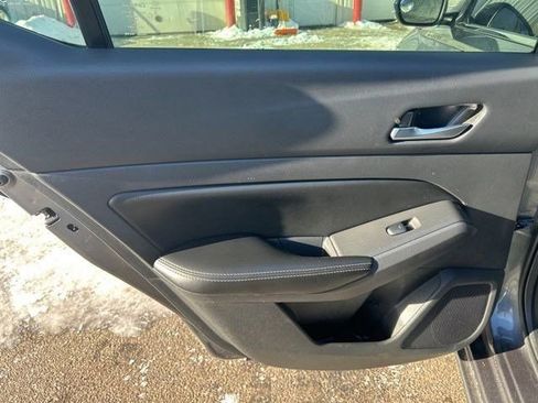 Used 2022 Nissan Altima 2.5 SV image 30