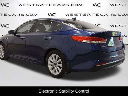 Used 2018 Kia Optima EX image 5