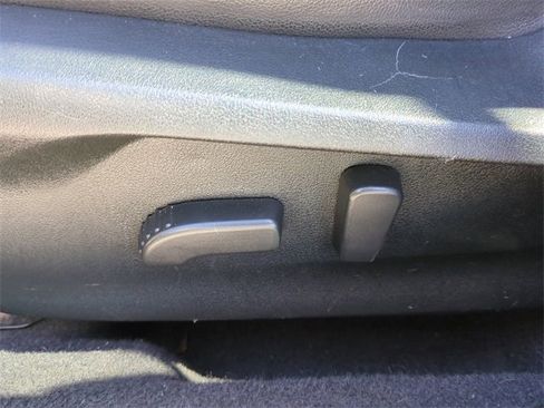 Used 2018 Subaru Crosstrek 2.0i Limited image 21