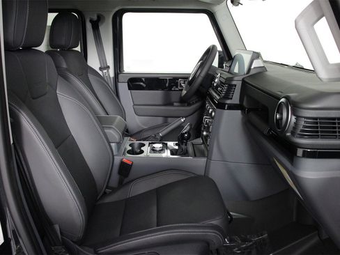 New 2025 INEOS Grenadier Fieldmaster Edition image 12