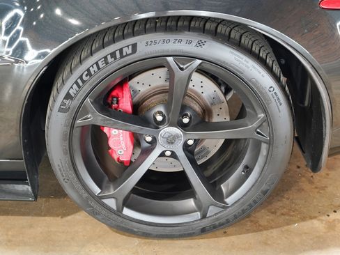 Used 2012 Chevrolet Corvette Grand Sport w/ 3LT Preferred Equipment Group RWD image 55