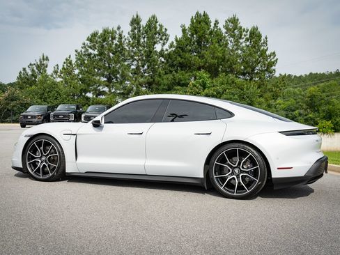 Used 2023 Porsche Taycan RWD image 15