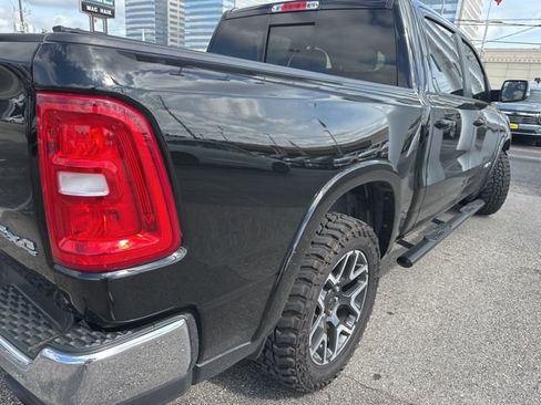 Used 2025 RAM 1500 Laramie AWD/4WD image 2