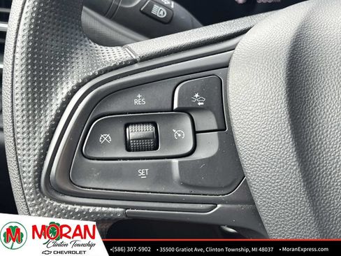 Certified 2023 Chevrolet Traverse LT FWD image 49