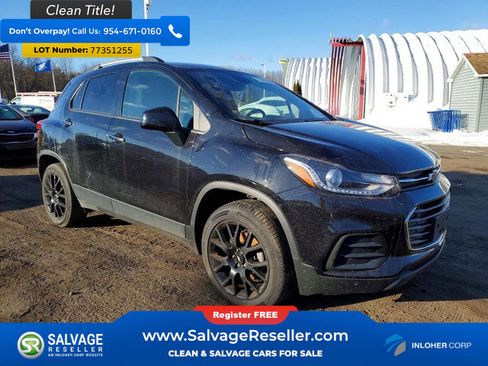 Used 2022 Chevrolet Trax LT w/ Midnight Edition image 5