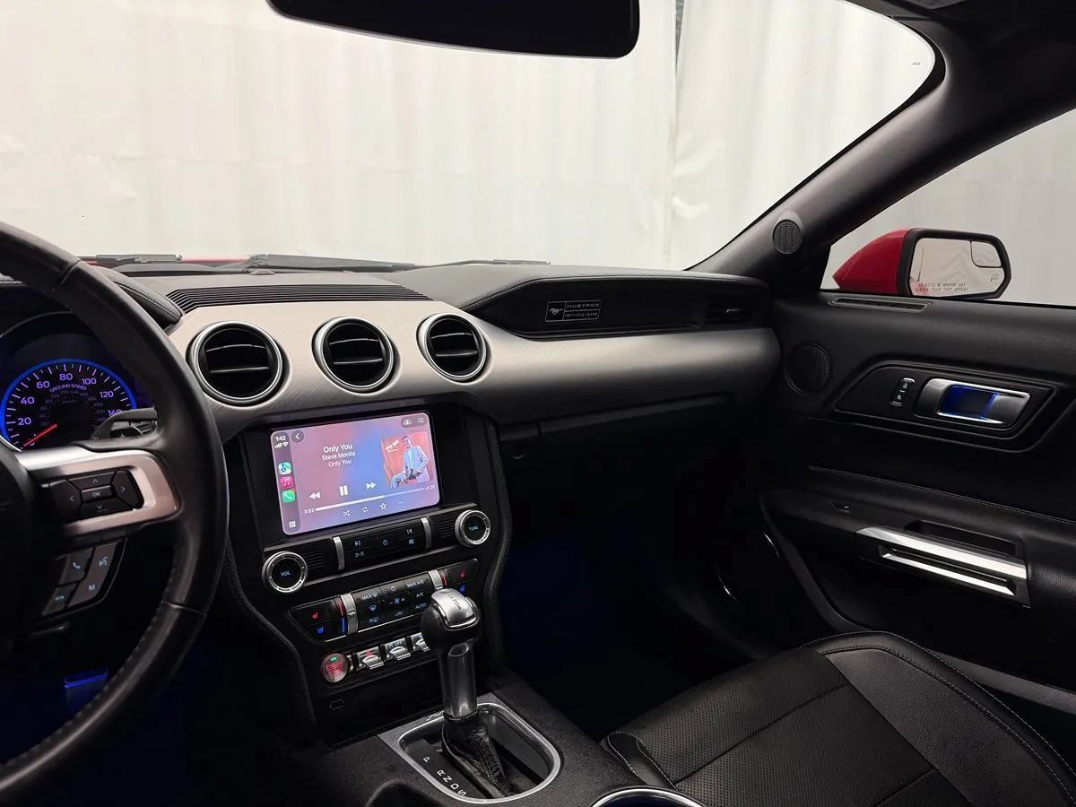 Used 2020 Ford Mustang Premium RWD image 30