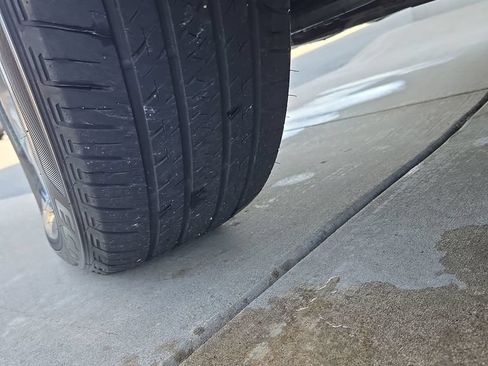 Used 2019 Honda CR-V EX-L image 10