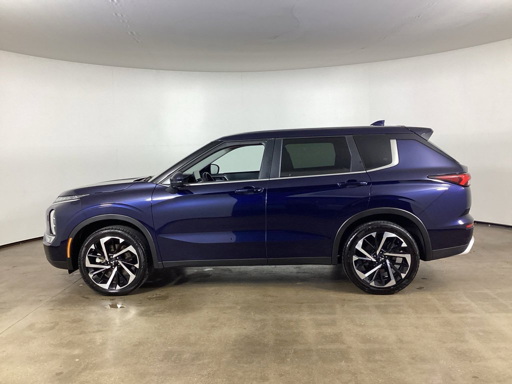 Used 2024 Mitsubishi Outlander SE AWD/4WD image 8