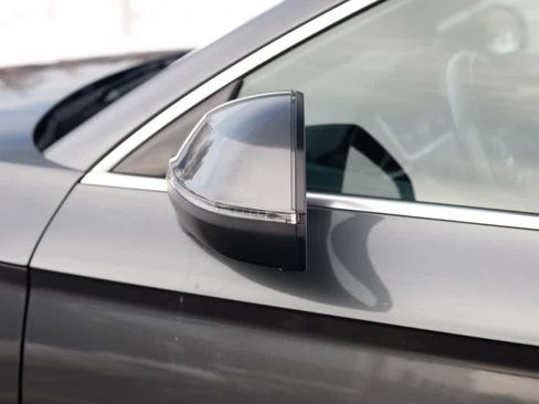 Used 2022 Audi Q5 2.0T Premium image 40