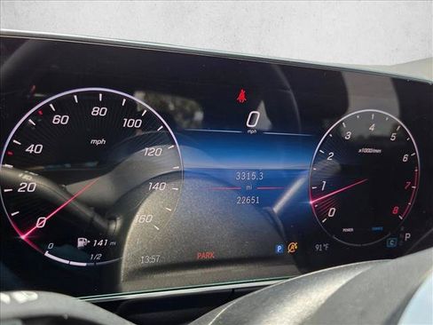 Used 2024 Mercedes-Benz GLC 300 image 11