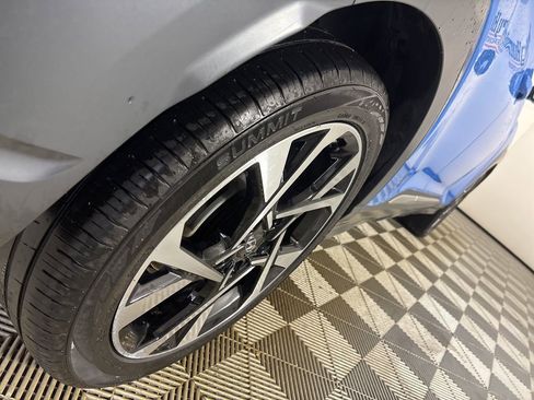 Used 2023 Hyundai Kona Limited image 34