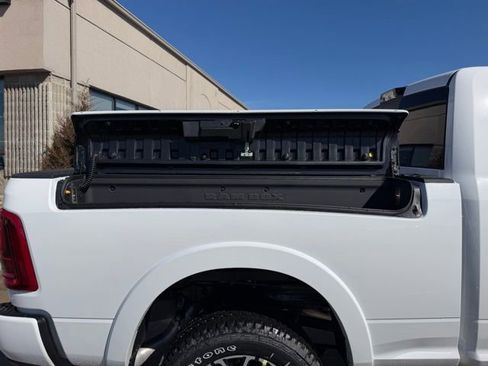 New 2026 RAM 2500 Limited AWD/4WD image 9