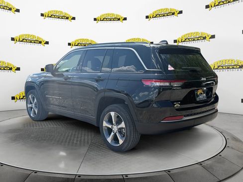 New 2026 Jeep Grand Cherokee Limited w/ Trailer Tow Package AWD/4WD image 3