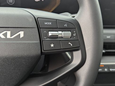 New 2026 Kia K4 FWD image 29