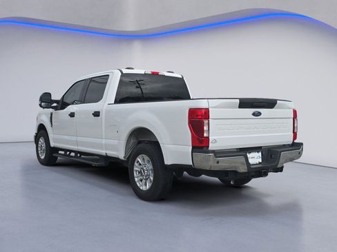 Used 2021 Ford F250 XLT image 3
