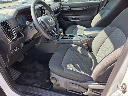 Used 2025 Ford Ranger XLT w/ Black Appearance Package RWD image 10