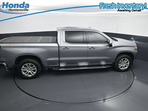 Used 2023 Chevrolet Silverado 1500 LTZ w/ LTZ Convenience Package II AWD/4WD image 28