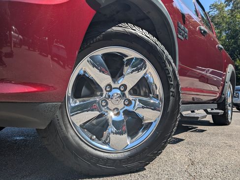 Used 2019 RAM 1500 Express w/ Express Value Package RWD image 36