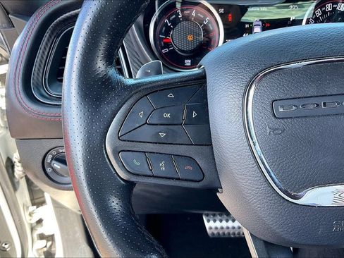 Used 2022 Dodge Challenger R/T Scat Pack RWD image 17