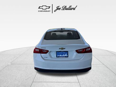 Used 2023 Chevrolet Malibu LS image 8