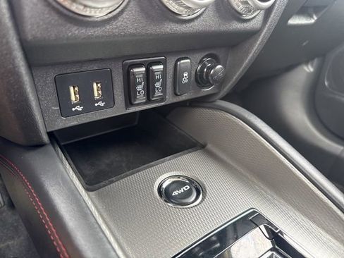 Used 2025 Mitsubishi Outlander Sport SE AWD/4WD image 4
