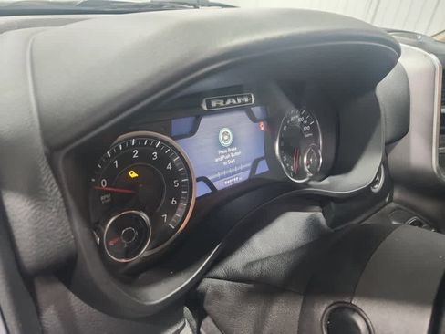 Used 2019 RAM 1500 Big Horn image 24