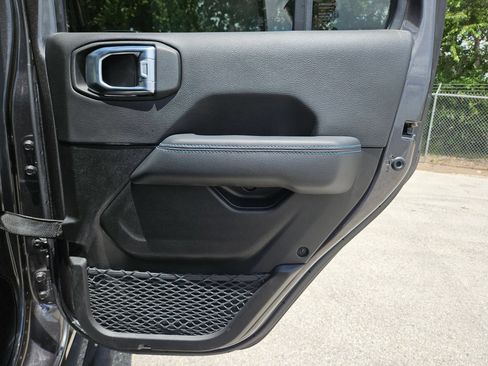 Used 2023 Jeep Wrangler Unlimited Rubicon 4xe w/ Cold Weather Group AWD/4WD image 26