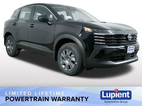 New 2026 Nissan Kicks S image 1