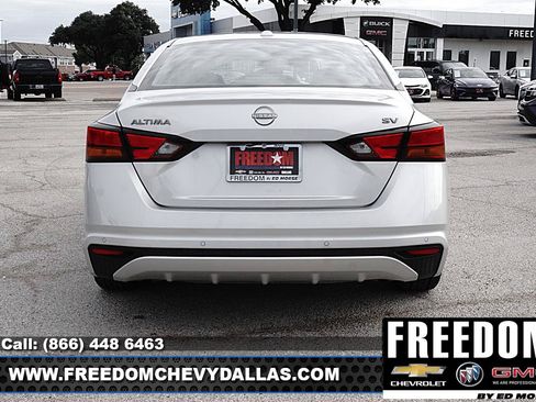Used 2024 Nissan Altima 2.5 SV FWD image 36